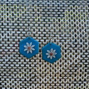 Hand Crafted Daisy Earrings